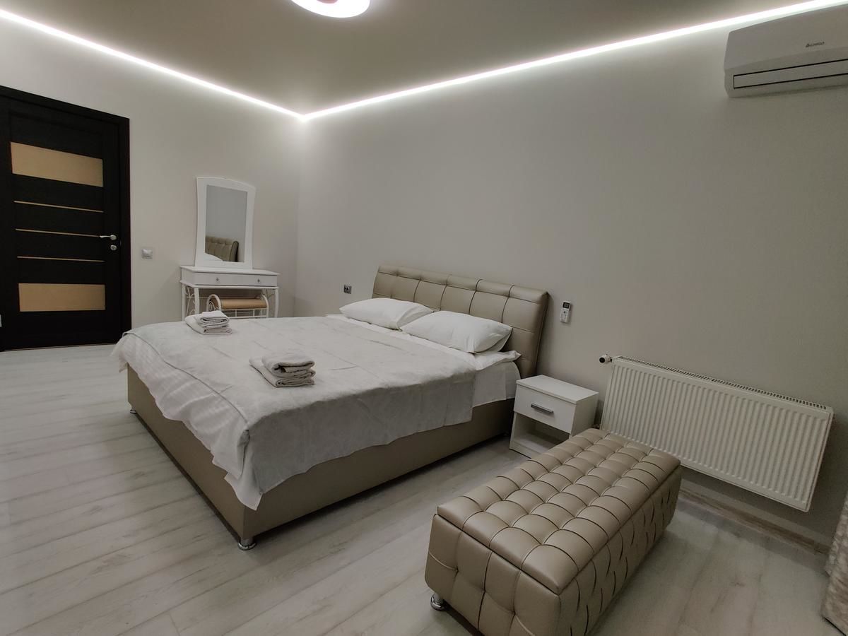 Апартаменты Yarovytsya VIP in the CENTER Луцк