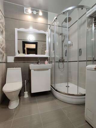 Апартаменты Yarovytsya VIP in the CENTER Луцк Апартаменты с 2 спальнями-7
